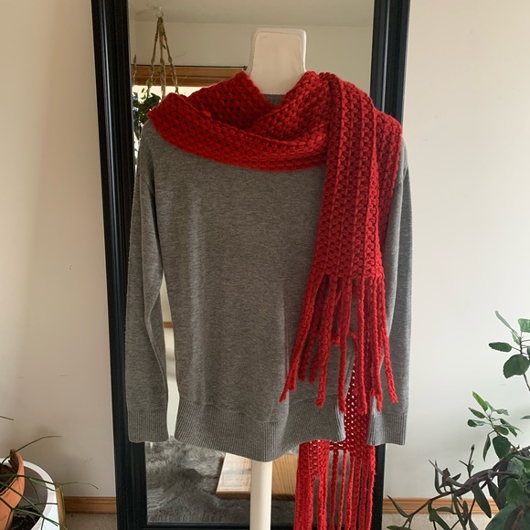 PISTIL Red Knitted Long Scarf - Picture 2 of 3